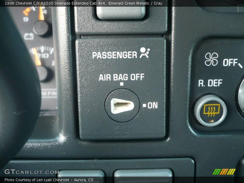 Emerald Green Metallic / Gray 1998 Chevrolet C/K K1500 Silverado Extended Cab 4x4