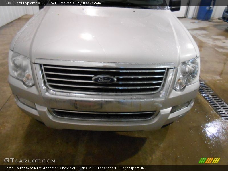 Silver Birch Metallic / Black/Stone 2007 Ford Explorer XLT