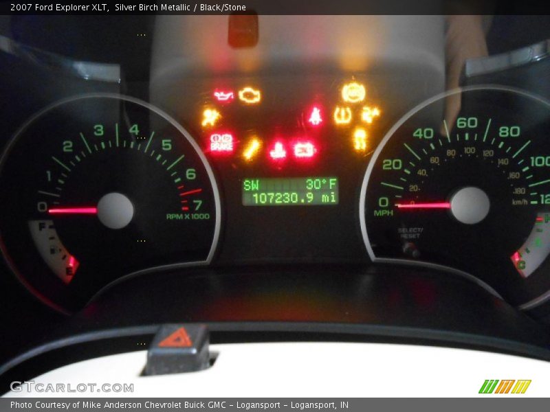 Silver Birch Metallic / Black/Stone 2007 Ford Explorer XLT