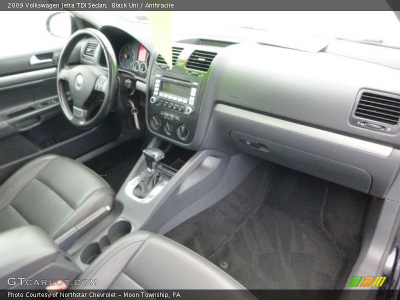 Black Uni / Anthracite 2009 Volkswagen Jetta TDI Sedan