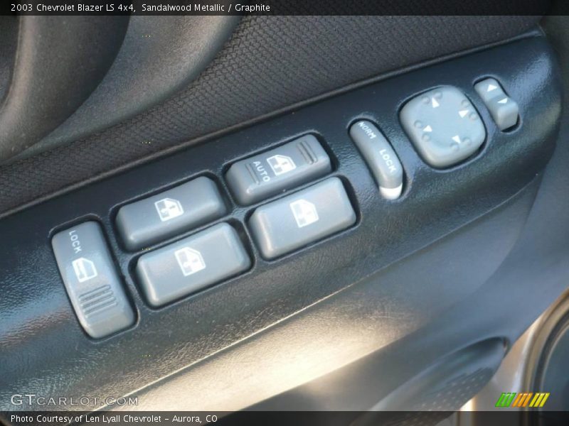 Sandalwood Metallic / Graphite 2003 Chevrolet Blazer LS 4x4