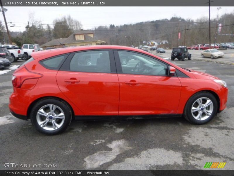 Race Red / Charcoal Black 2014 Ford Focus SE Hatchback