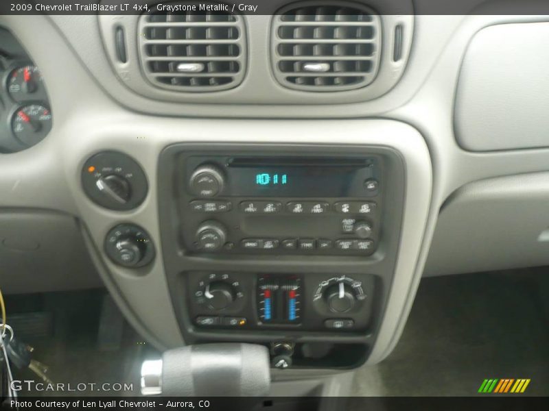 Graystone Metallic / Gray 2009 Chevrolet TrailBlazer LT 4x4