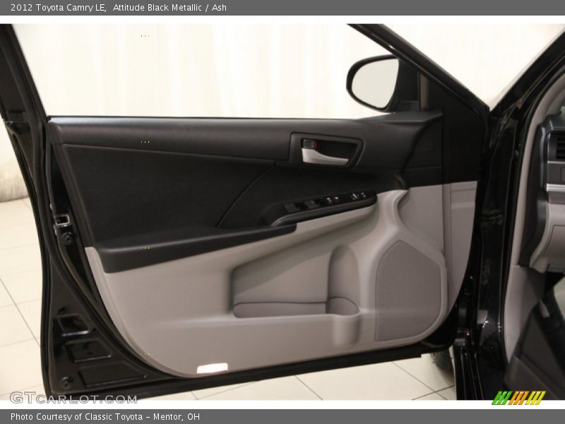 Attitude Black Metallic / Ash 2012 Toyota Camry LE