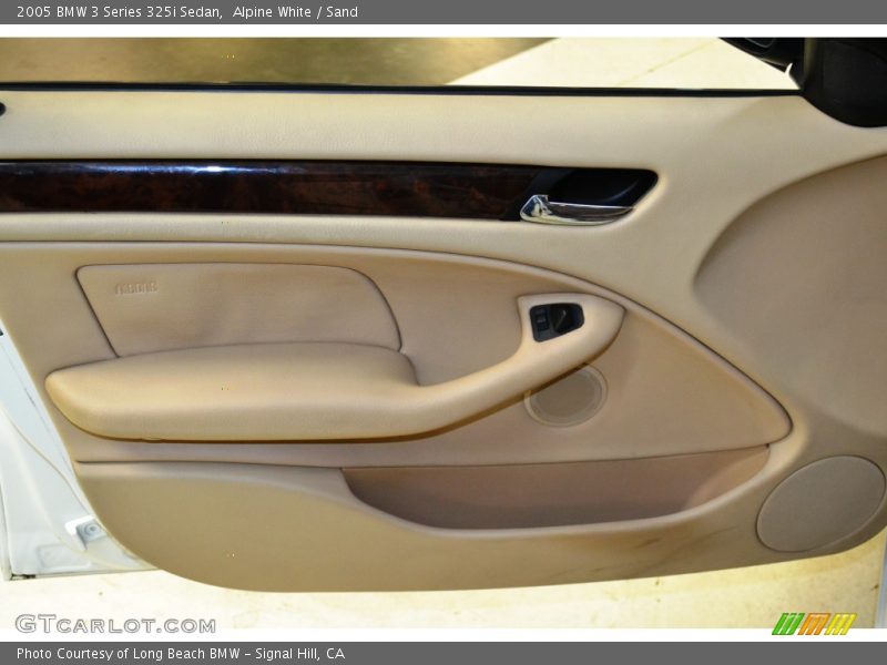 Alpine White / Sand 2005 BMW 3 Series 325i Sedan
