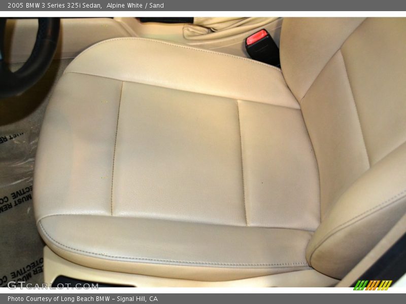Alpine White / Sand 2005 BMW 3 Series 325i Sedan