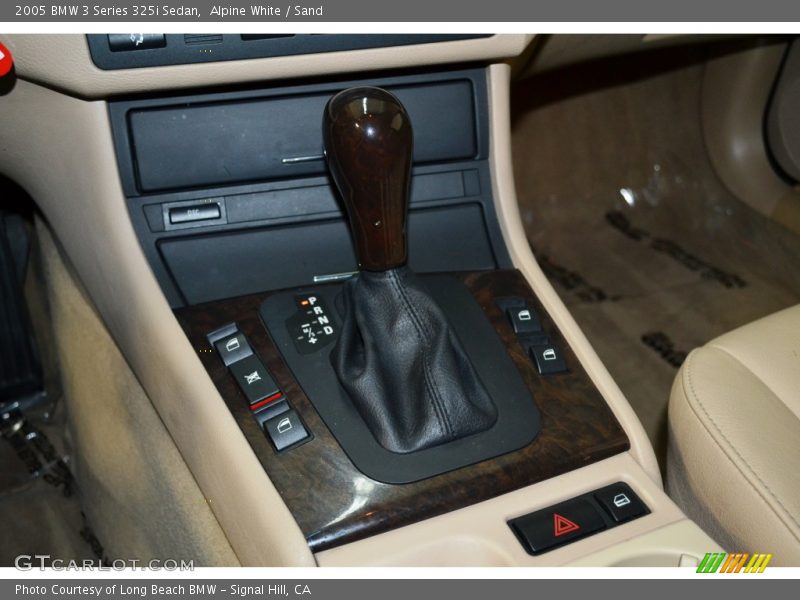 Alpine White / Sand 2005 BMW 3 Series 325i Sedan