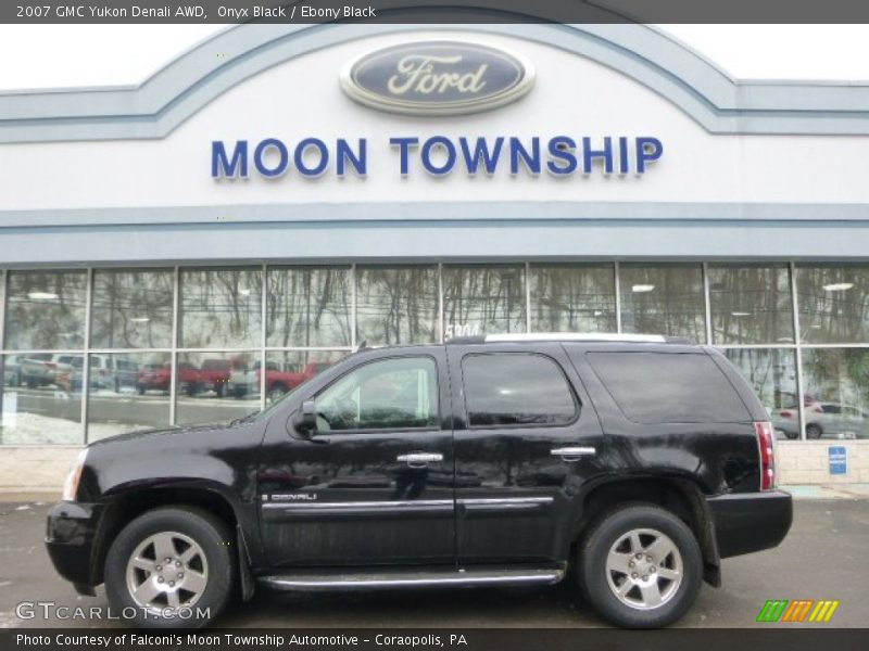 Onyx Black / Ebony Black 2007 GMC Yukon Denali AWD