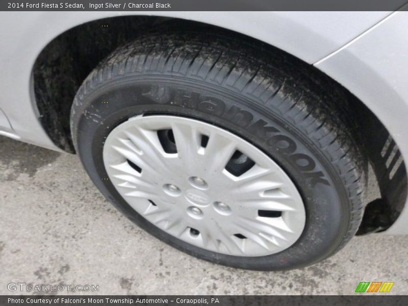 Ingot Silver / Charcoal Black 2014 Ford Fiesta S Sedan