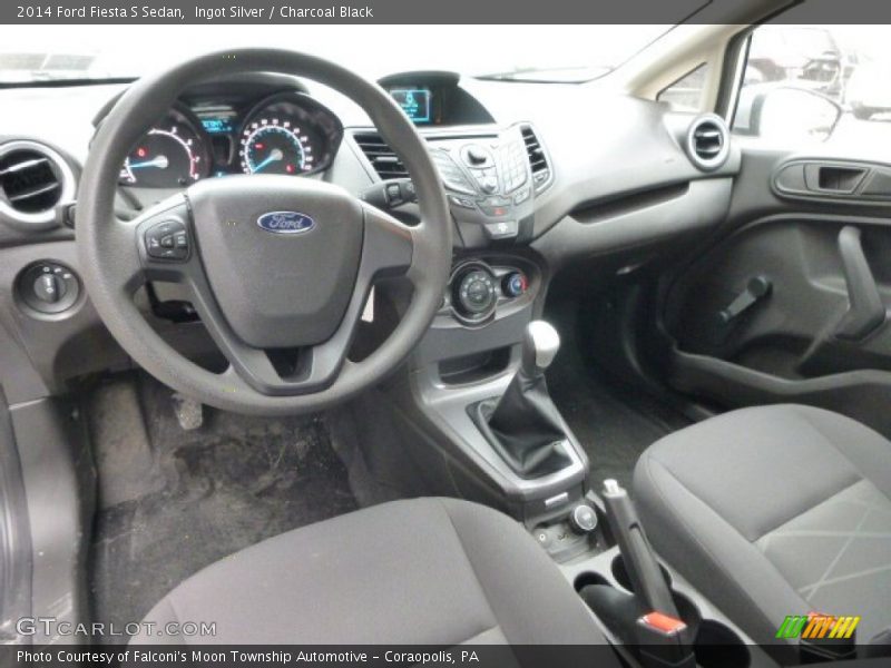 Ingot Silver / Charcoal Black 2014 Ford Fiesta S Sedan