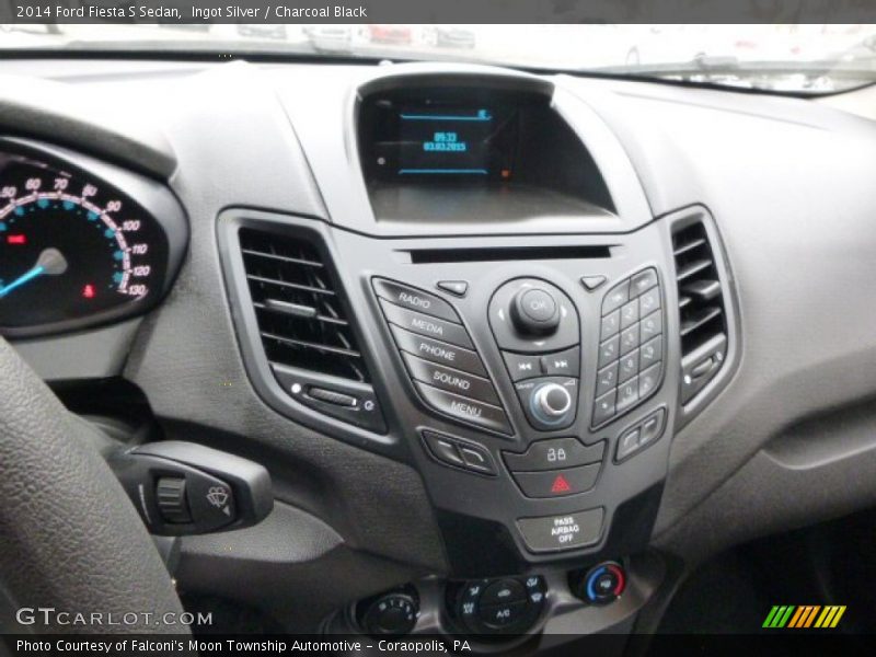 Ingot Silver / Charcoal Black 2014 Ford Fiesta S Sedan