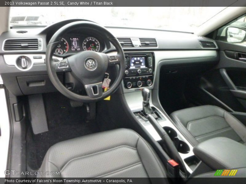  2013 Passat 2.5L SE Titan Black Interior