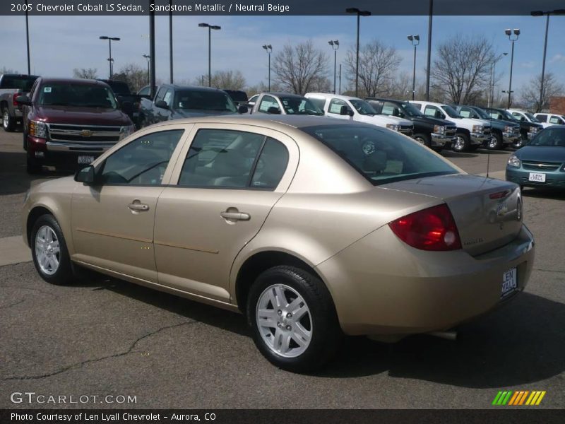 Sandstone Metallic / Neutral Beige 2005 Chevrolet Cobalt LS Sedan