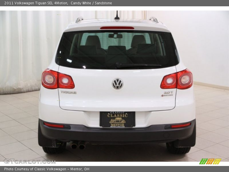 Candy White / Sandstone 2011 Volkswagen Tiguan SEL 4Motion