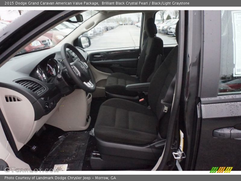 Brilliant Black Crystal Pearl / Black/Light Graystone 2015 Dodge Grand Caravan American Value Package