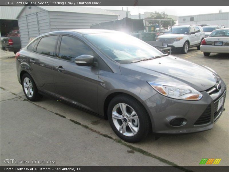 Sterling Gray / Charcoal Black 2014 Ford Focus SE Sedan