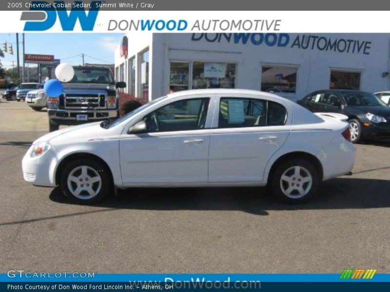 Summit White / Gray 2005 Chevrolet Cobalt Sedan