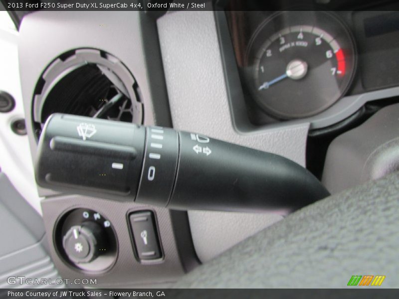 Oxford White / Steel 2013 Ford F250 Super Duty XL SuperCab 4x4