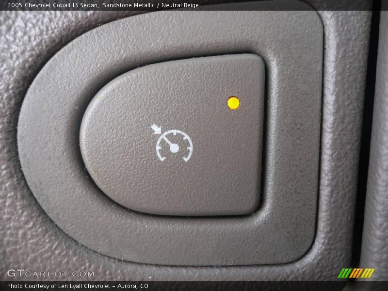 Sandstone Metallic / Neutral Beige 2005 Chevrolet Cobalt LS Sedan