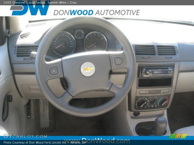 Summit White / Gray 2005 Chevrolet Cobalt Sedan