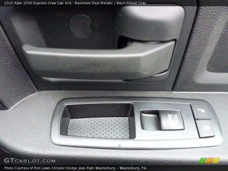 Maximum Steel Metallic / Black/Diesel Gray 2015 Ram 1500 Express Crew Cab 4x4
