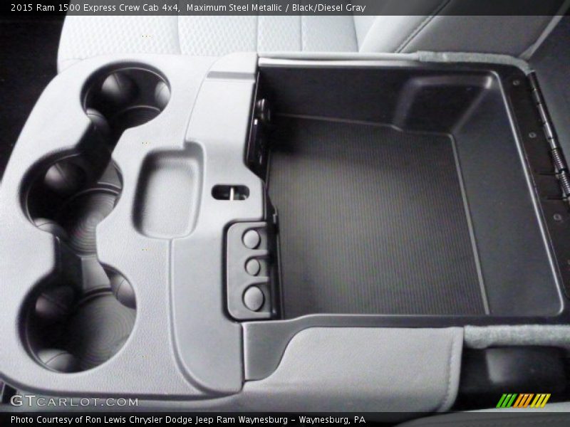 Maximum Steel Metallic / Black/Diesel Gray 2015 Ram 1500 Express Crew Cab 4x4