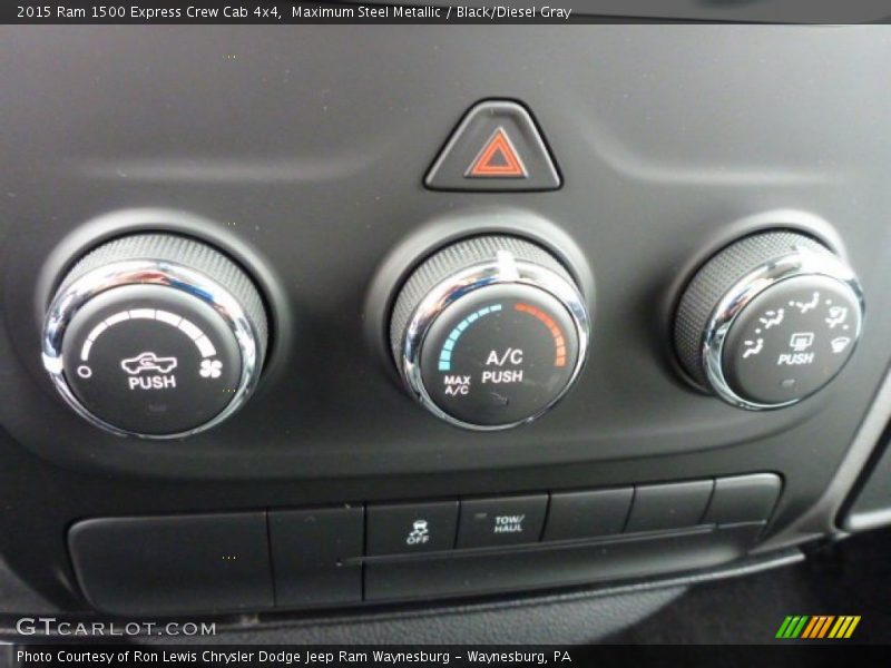Maximum Steel Metallic / Black/Diesel Gray 2015 Ram 1500 Express Crew Cab 4x4