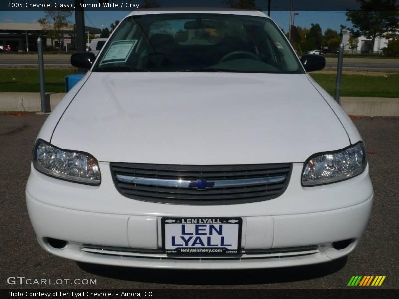 Summit White / Gray 2005 Chevrolet Classic