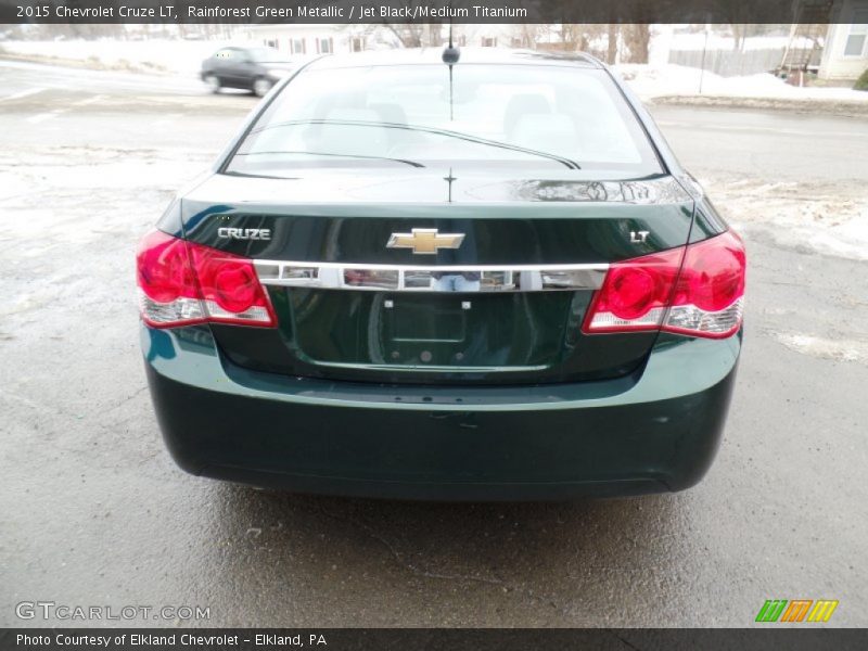 Rainforest Green Metallic / Jet Black/Medium Titanium 2015 Chevrolet Cruze LT