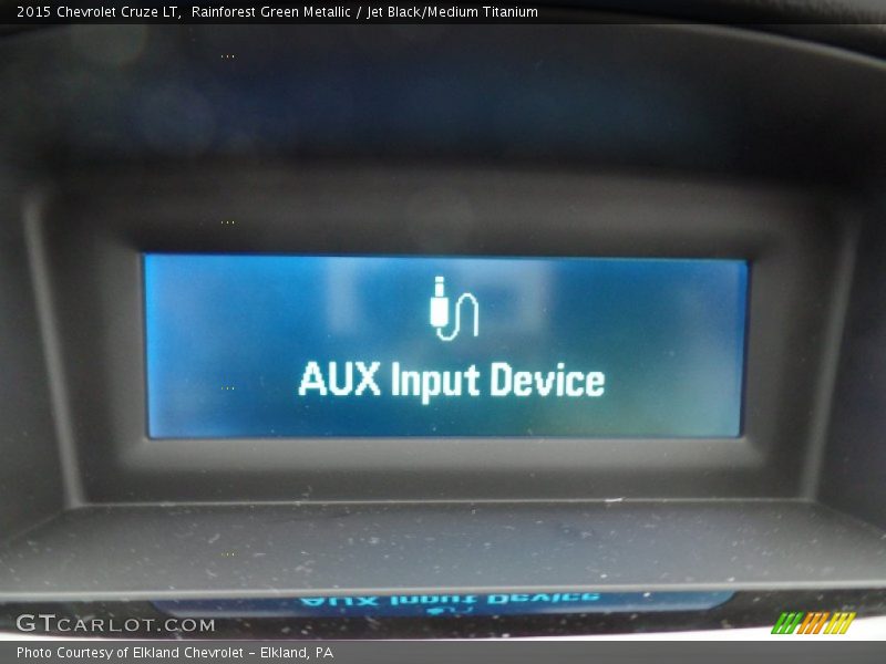 Rainforest Green Metallic / Jet Black/Medium Titanium 2015 Chevrolet Cruze LT