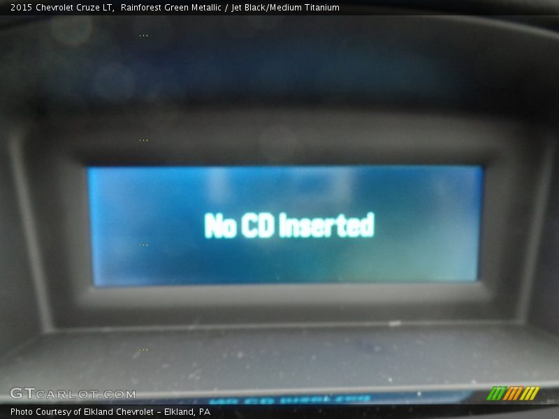 Rainforest Green Metallic / Jet Black/Medium Titanium 2015 Chevrolet Cruze LT