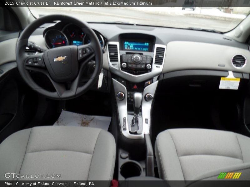 Rainforest Green Metallic / Jet Black/Medium Titanium 2015 Chevrolet Cruze LT