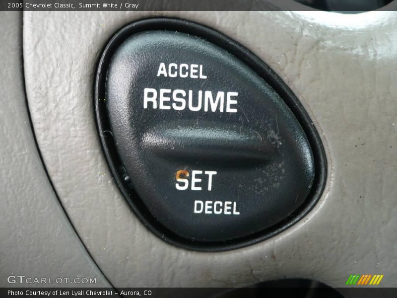 Summit White / Gray 2005 Chevrolet Classic