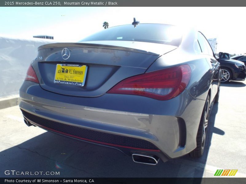 Mountain Grey Metallic / Black 2015 Mercedes-Benz CLA 250