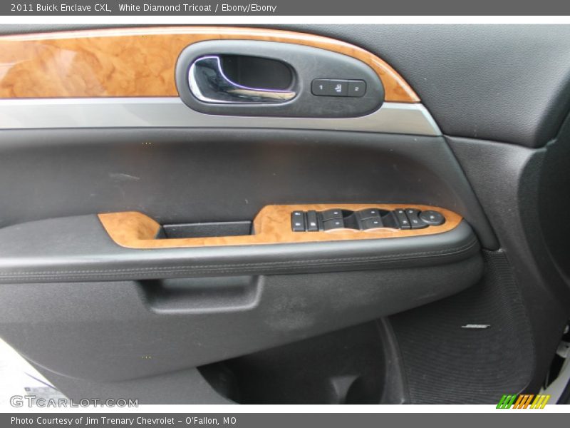 White Diamond Tricoat / Ebony/Ebony 2011 Buick Enclave CXL