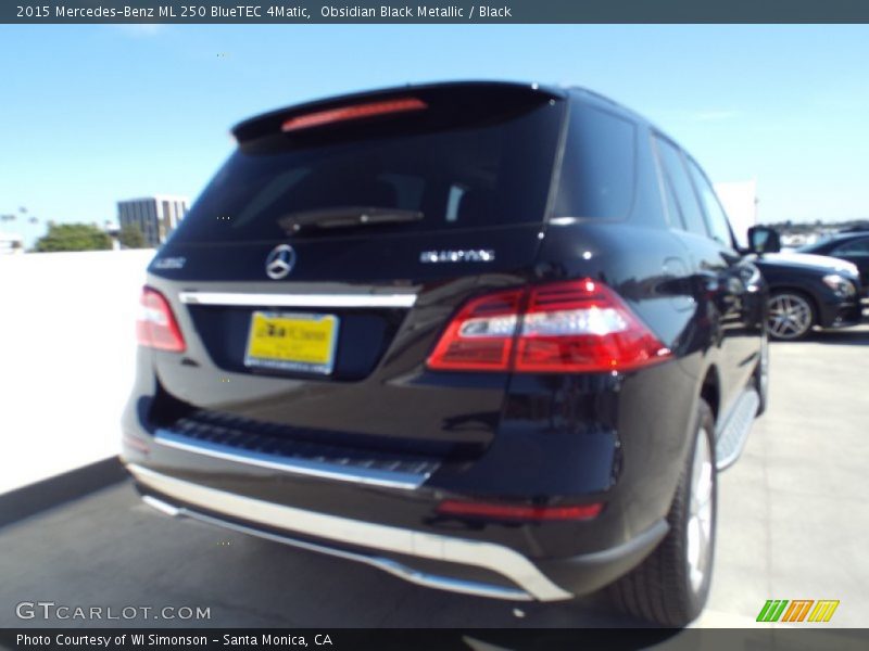 Obsidian Black Metallic / Black 2015 Mercedes-Benz ML 250 BlueTEC 4Matic