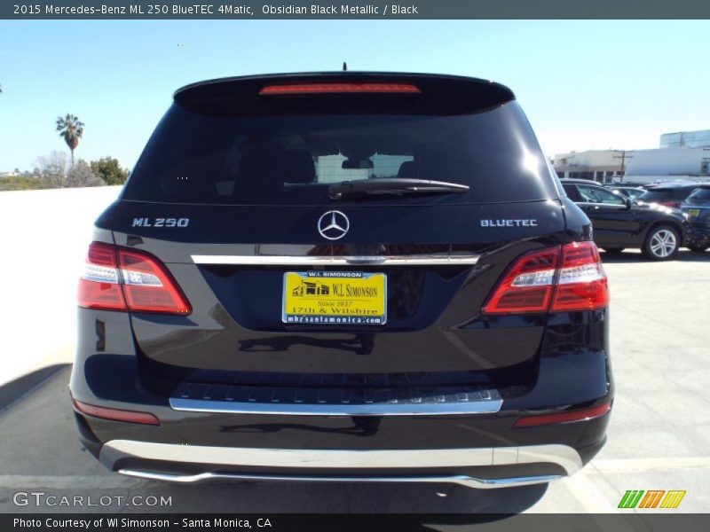 Obsidian Black Metallic / Black 2015 Mercedes-Benz ML 250 BlueTEC 4Matic