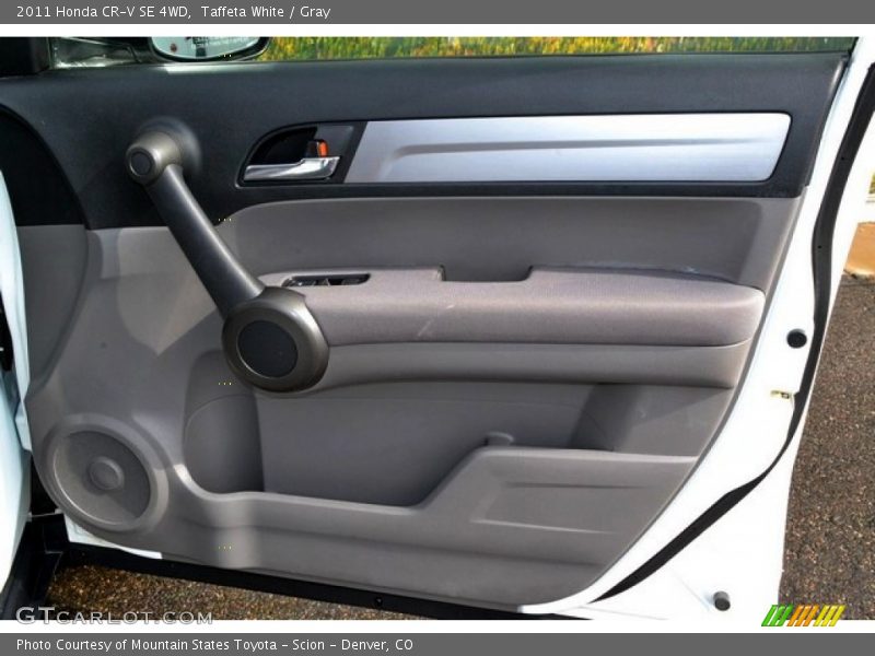 Taffeta White / Gray 2011 Honda CR-V SE 4WD
