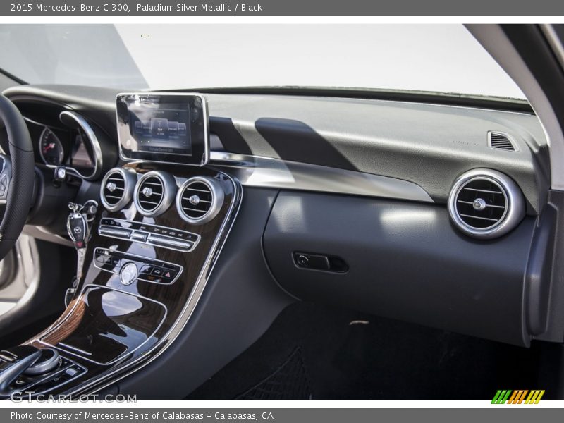 Paladium Silver Metallic / Black 2015 Mercedes-Benz C 300