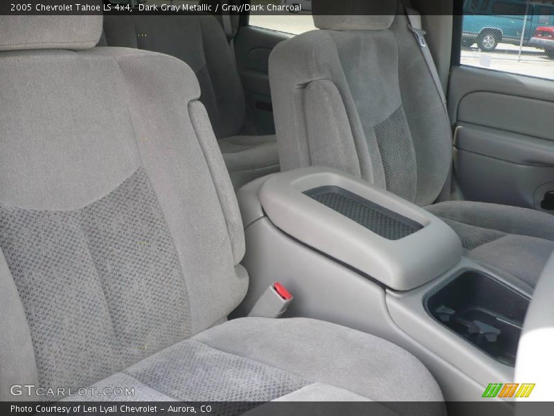 Dark Gray Metallic / Gray/Dark Charcoal 2005 Chevrolet Tahoe LS 4x4