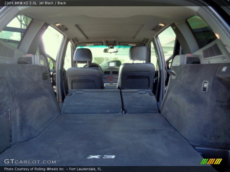  2004 X3 3.0i Trunk