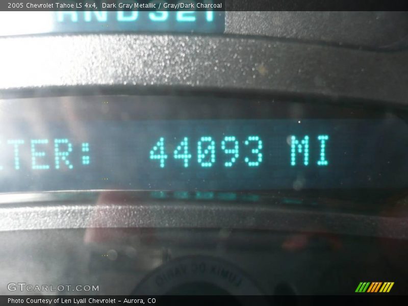 Dark Gray Metallic / Gray/Dark Charcoal 2005 Chevrolet Tahoe LS 4x4