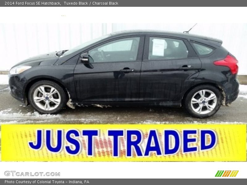 Tuxedo Black / Charcoal Black 2014 Ford Focus SE Hatchback