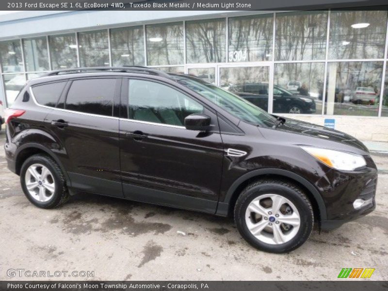 Tuxedo Black Metallic / Medium Light Stone 2013 Ford Escape SE 1.6L EcoBoost 4WD