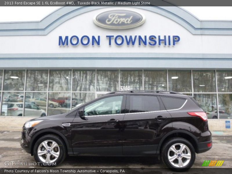 Tuxedo Black Metallic / Medium Light Stone 2013 Ford Escape SE 1.6L EcoBoost 4WD