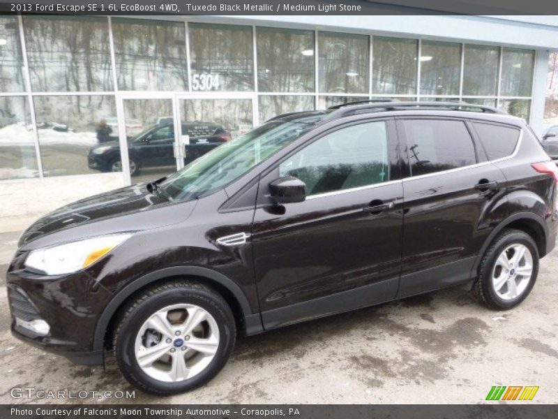 Tuxedo Black Metallic / Medium Light Stone 2013 Ford Escape SE 1.6L EcoBoost 4WD
