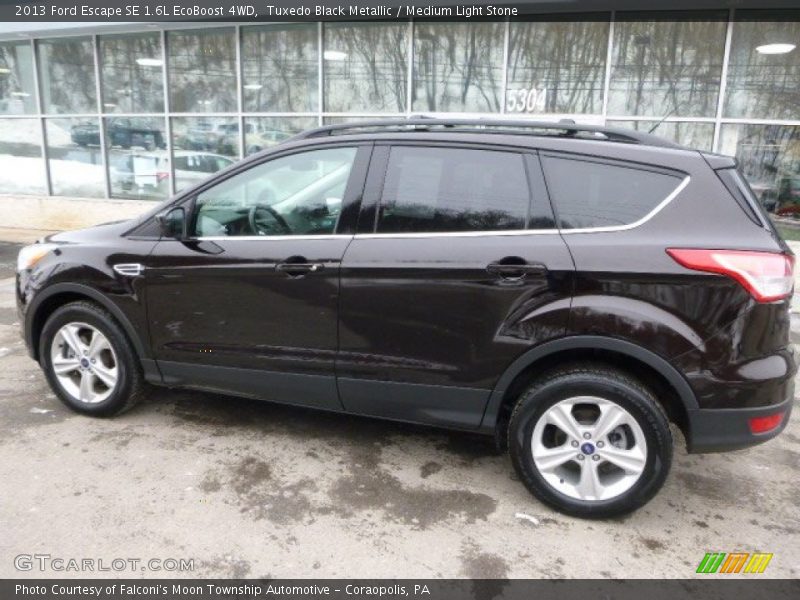 Tuxedo Black Metallic / Medium Light Stone 2013 Ford Escape SE 1.6L EcoBoost 4WD