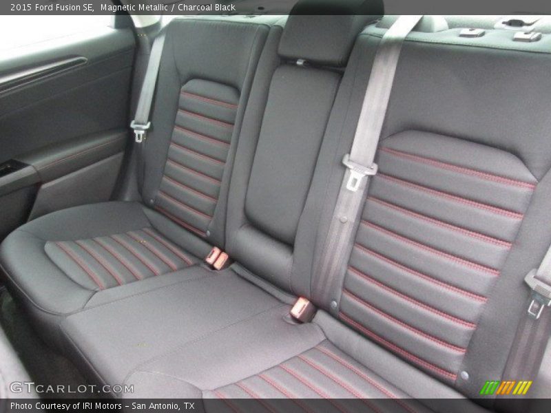 Magnetic Metallic / Charcoal Black 2015 Ford Fusion SE