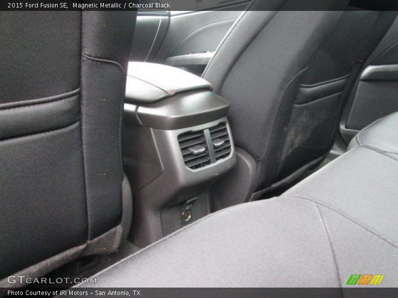 Magnetic Metallic / Charcoal Black 2015 Ford Fusion SE