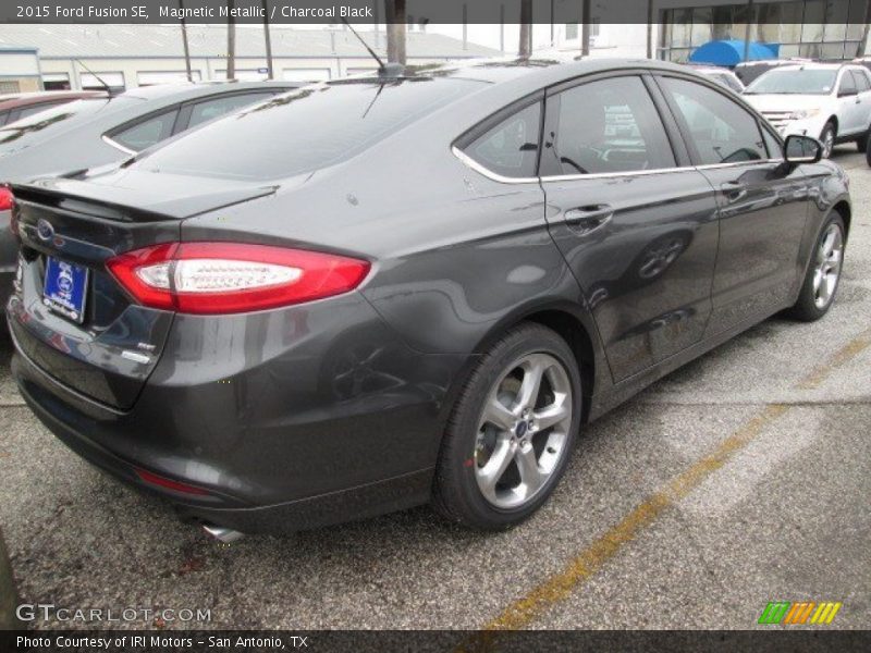 Magnetic Metallic / Charcoal Black 2015 Ford Fusion SE